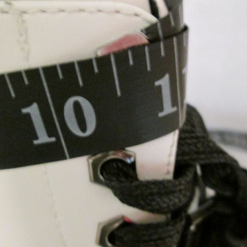 NIB Cushionaire DUNES Cannon Lace Up Vegan Leather Ankle Boots White Size: 8.5 - Picture 11 of 11